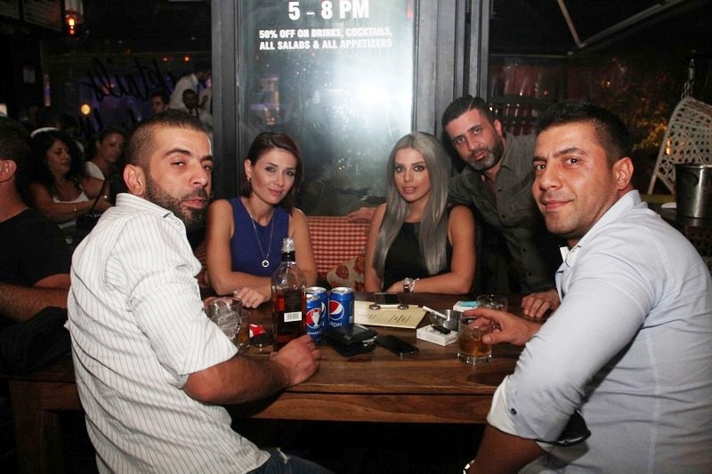 Iyam El Lira at Bistrobar Live Hamra 